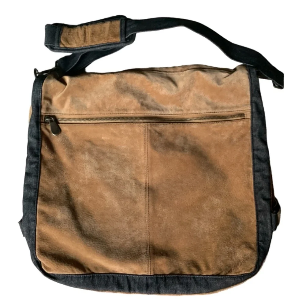 Wilsons Leather M. Julian Brown Suede Messenger Bag Laptop Briefcase Bookbag